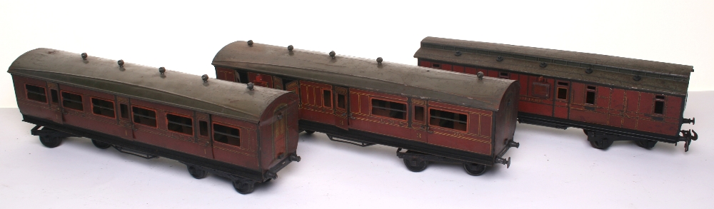 Bing for Bassett-Lowke gauge I Midland and LMS bogie corridor coaches, maroon livery, two Midland - Image 4 of 4