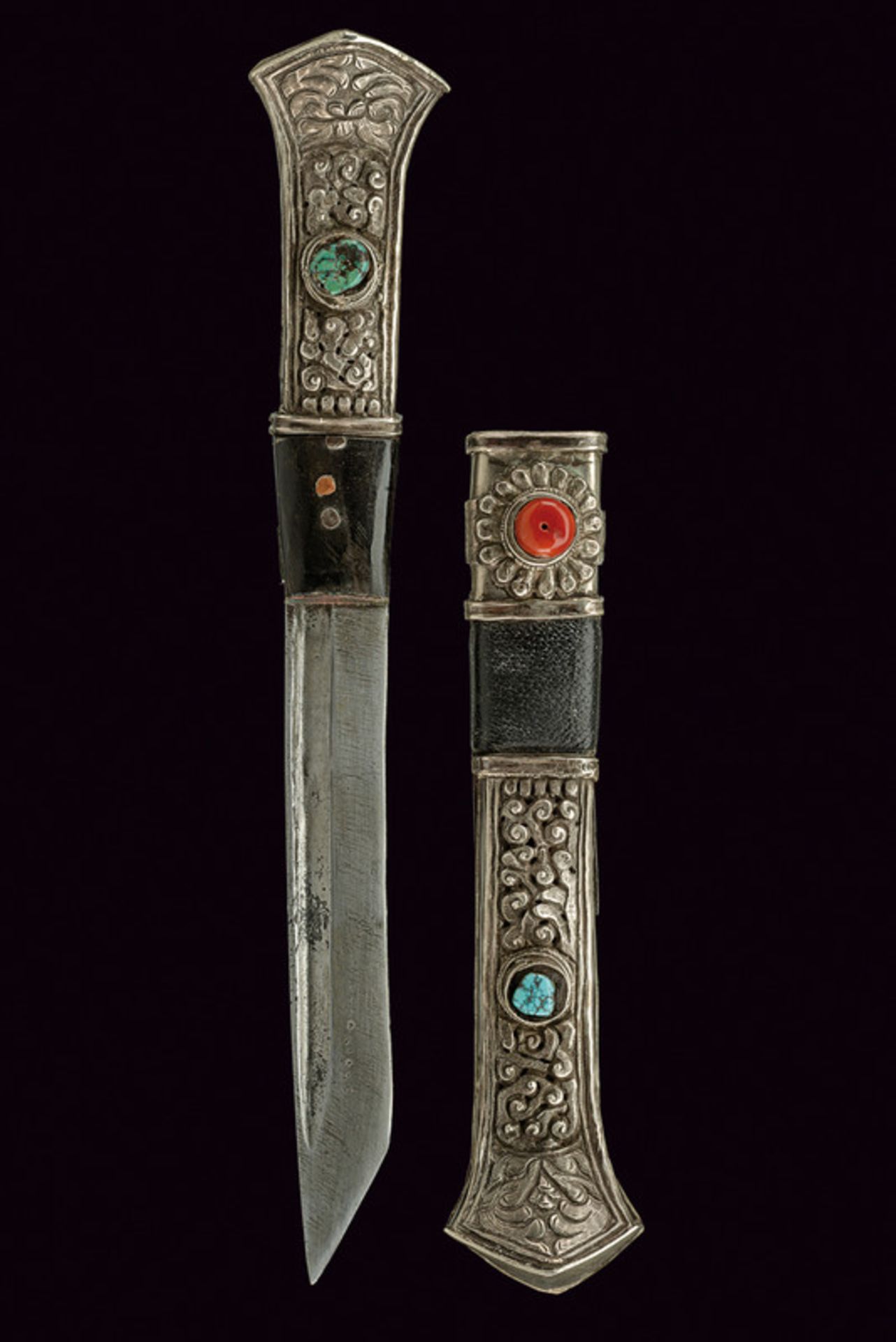 A lothi (knife) dating: circa 1900 provenance: Tibet Straight, single-edged blade grooved on a side; - Image 3 of 3