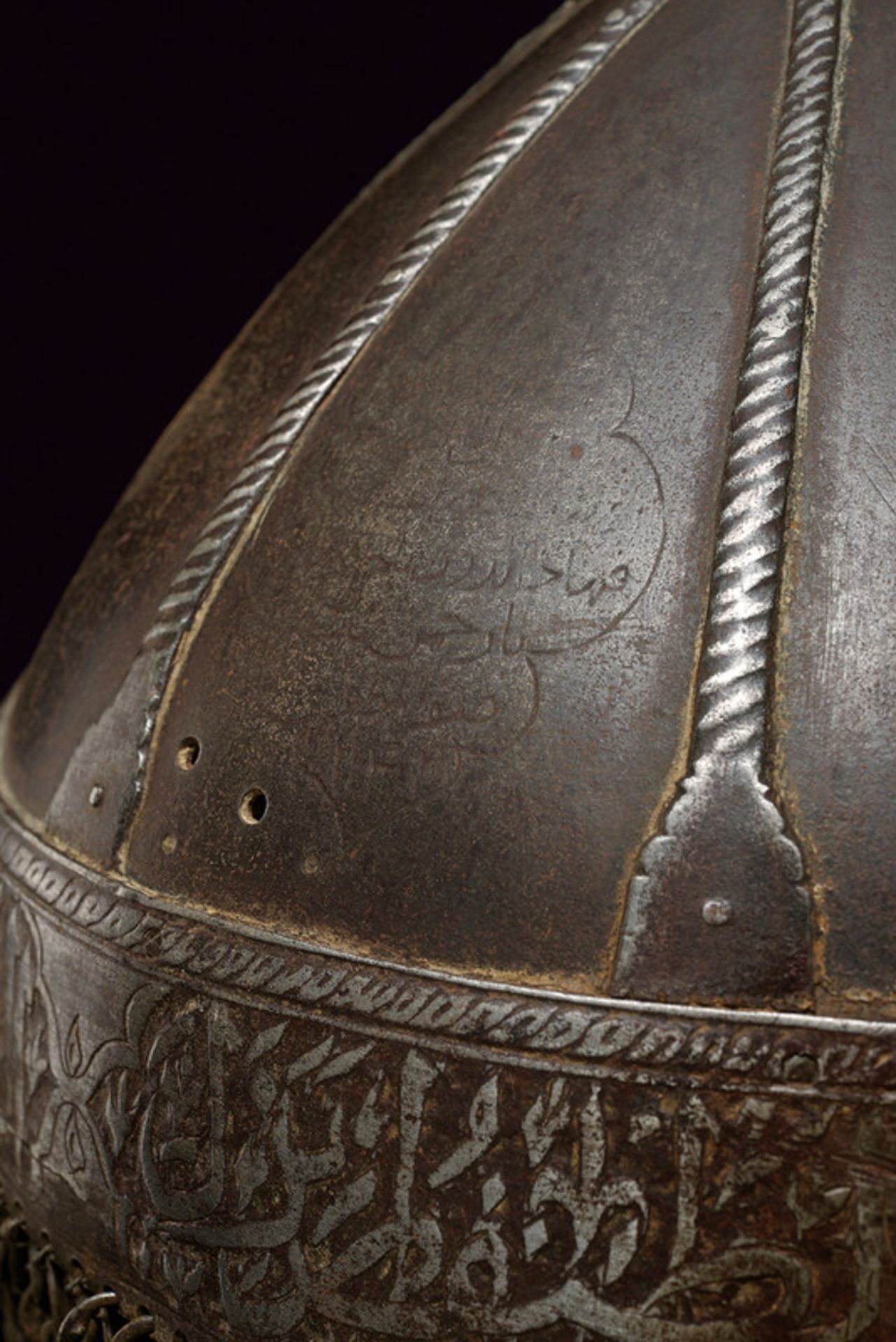 An important combat helmet dating: second quarter of the 18th Century provenance: Persia Iron - Image 2 of 5