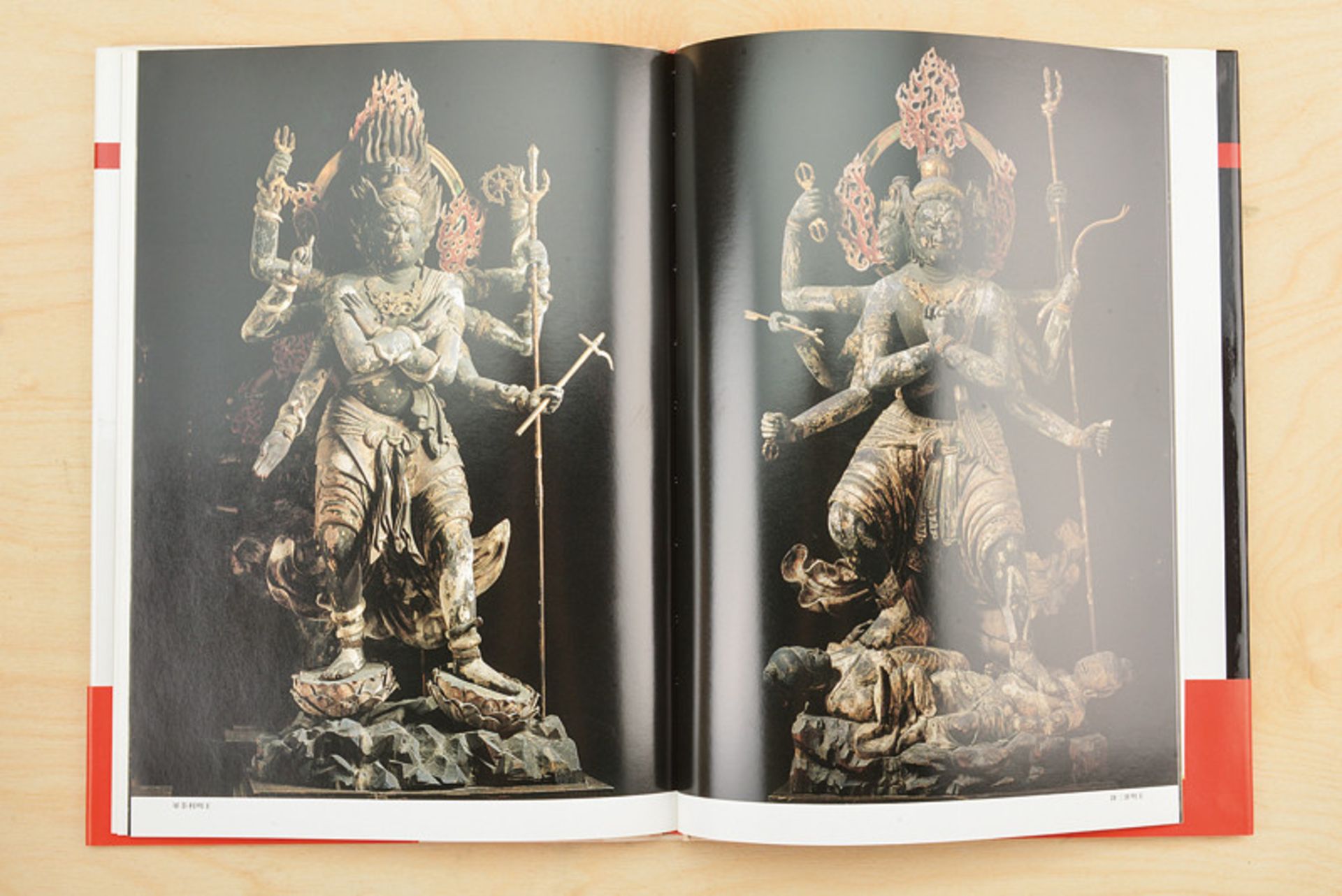 Two series of volumes on Buddhist sculpture dating: 20th Century provenance: Japan Both bound with - Image 5 of 5