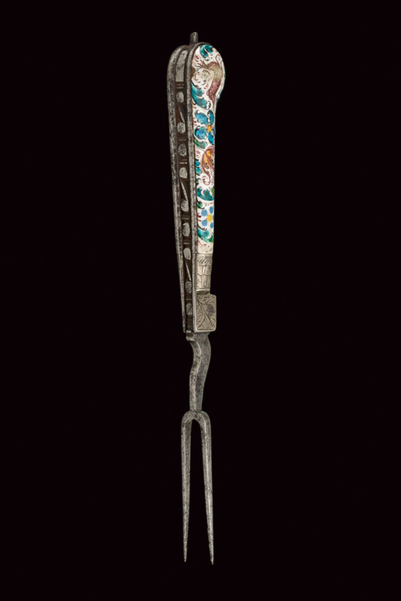 An enamelled folding fork dating: 18th Century provenance: Germany With two iron prongs; iron grip - Image 5 of 5