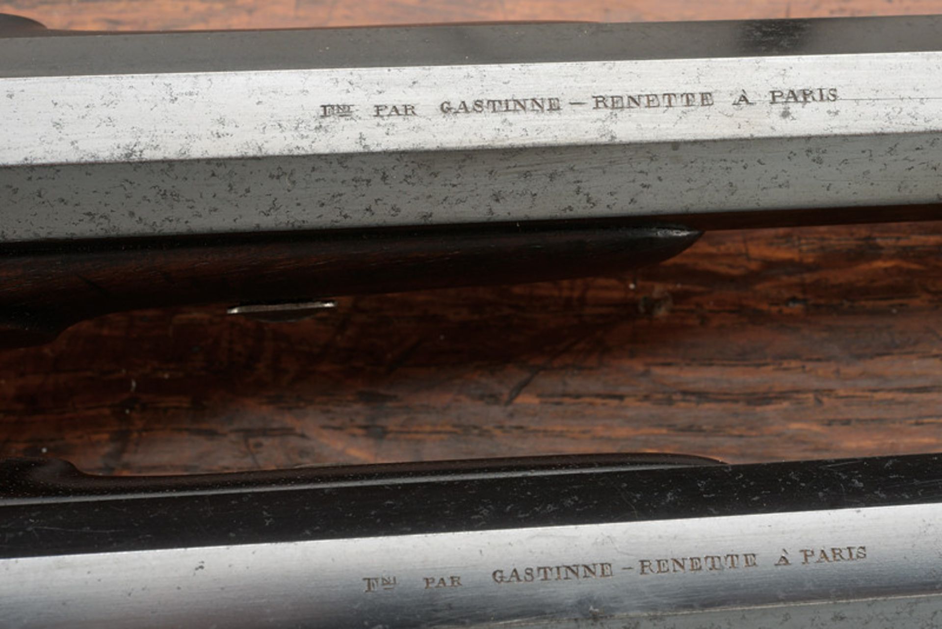A cased pair of percussion pistols by Gastinne Renette dating: mid-19th Century provenance: Paris - Bild 5 aus 8