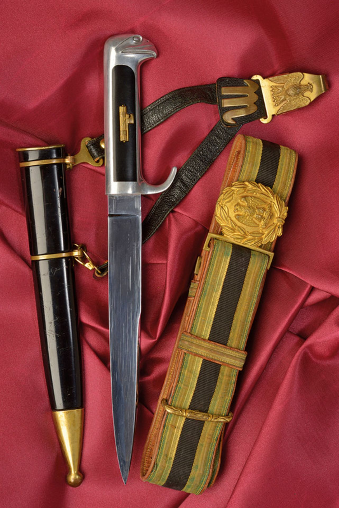 A MVSN officer's dagger dating: last quarter of the 20th Century provenance: Italy Straight,