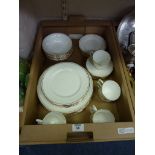 Duchess 'Ascot' pattern dinner service -