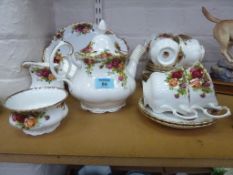 Royal Albert 'Old Country Roses' tea service - six place settings
