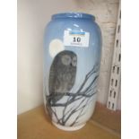 Royal Copenhagen vase decorated with an owl H21.