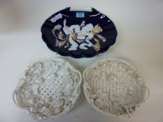 Pair of 19th Century Derby Stevenson and Hancock period basket weave dishes moulded with roses and