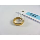 22ct gold wedding band approx 6gm