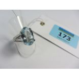 Oval aquamarine approx 7 carat and diamond ring stamped 750