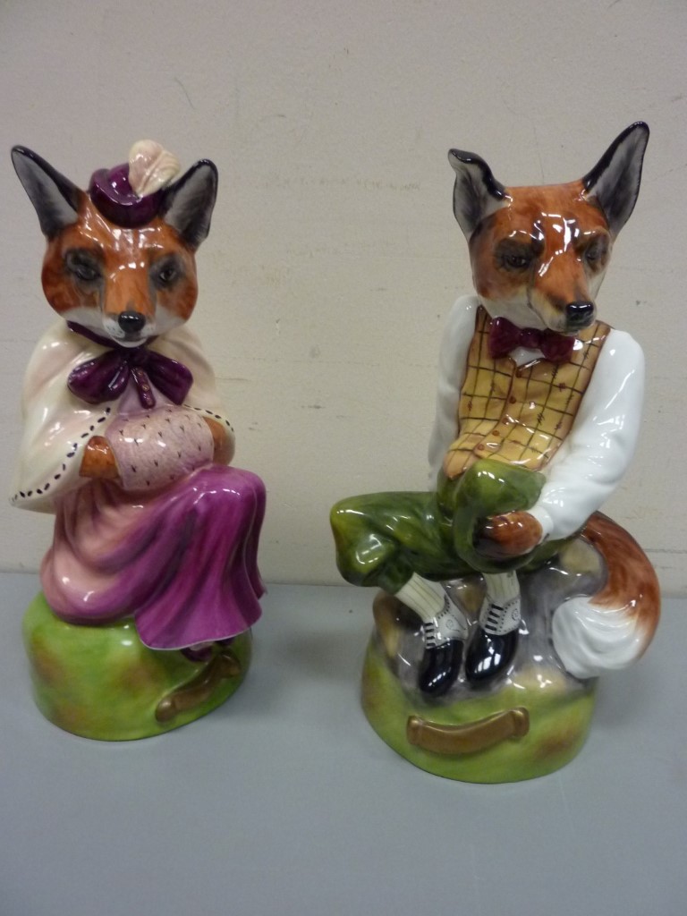 Mr and Mrs Fox pair Royale Stratford limited edition figures H27cm