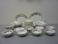 Wedgwood 'Devon Sprays' dinner service