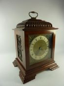 Early 20th century bracket clock in mahogany case H31cm