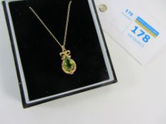 Peridot pendant hallmarked 9ct on chain necklace stamped 9ct