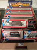 Lima 00 gauge carriages and rolling stock boxed (19)