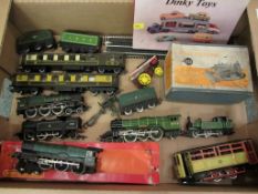 Hornby 00 gauge locomotives and carriages,