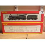 Hornby 00 gauge Great Western 4-6-0 King Henry II locomotive and tender R2390 and 4-6-0 Builth