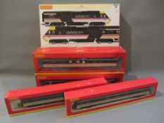 Hornby 00 gauge BR Intercity 125 Bo-Bo diesel locomotive and un-motored power car R2702X and 8