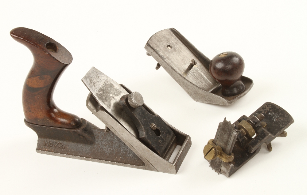 A STANLEY No 72 1/2 chamfer plane c/w be