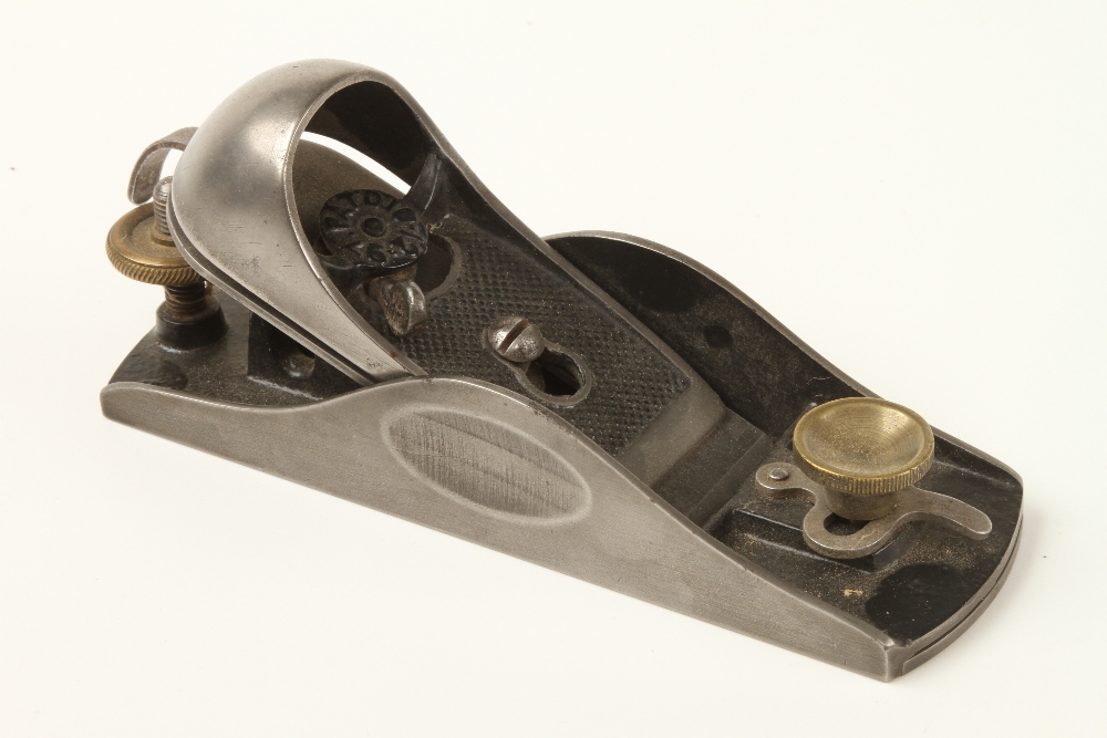 A STANLEY No 9 1/4 block plane G+