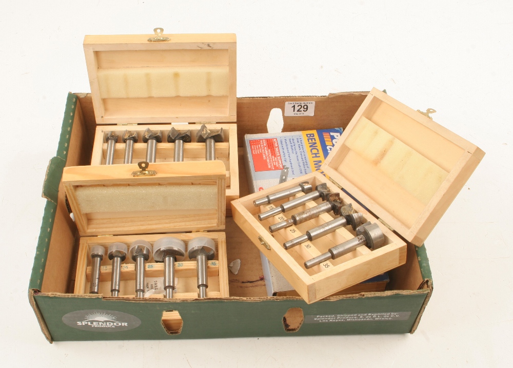 Four sets of Forstner bits and a set of hollow mortice chisels G+