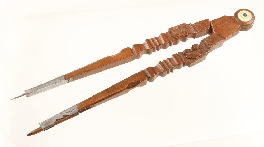 A magnificent pair of early European cherrywood dividers with superbly carved 15" legs with shell - Image 3 of 3