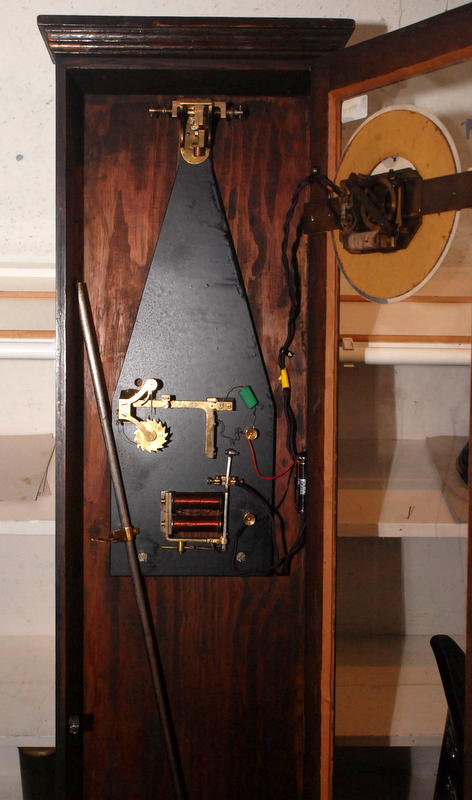 A Shortt-Synchronome 1920's/30's free pendulum electromechanical pendulum clock manufactured by - Image 2 of 5