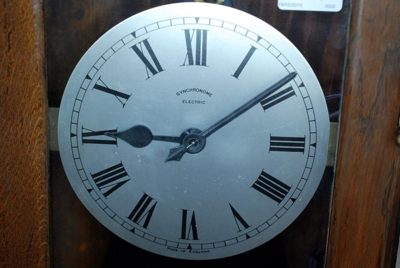 A Shortt-Synchronome 1920's/30's free pendulum electromechanical pendulum clock manufactured by - Image 5 of 5
