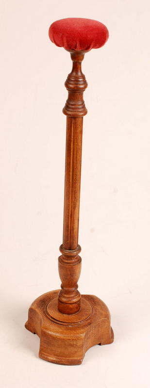 A turned and fluted wood wig stand, a wo - Image 2 of 2