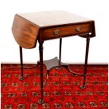 An Edwardian small mahogany Pembroke table in Hepplewhite style,