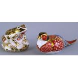 A limited edition Royal Crown Derby paperweight, "Old Imari Frog" number 3630/4500 with gold stopper