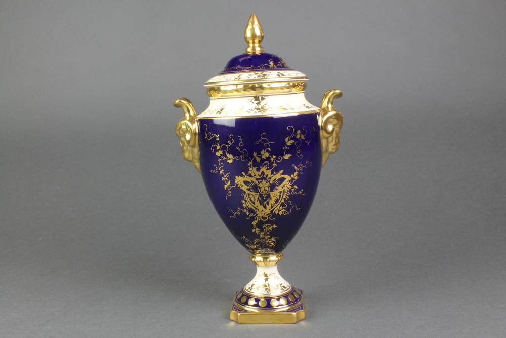 A Coalport commemorative 2 handled vase and cover celebrating the 60th Birthday of Her Majesty Queen - Image 3 of 4