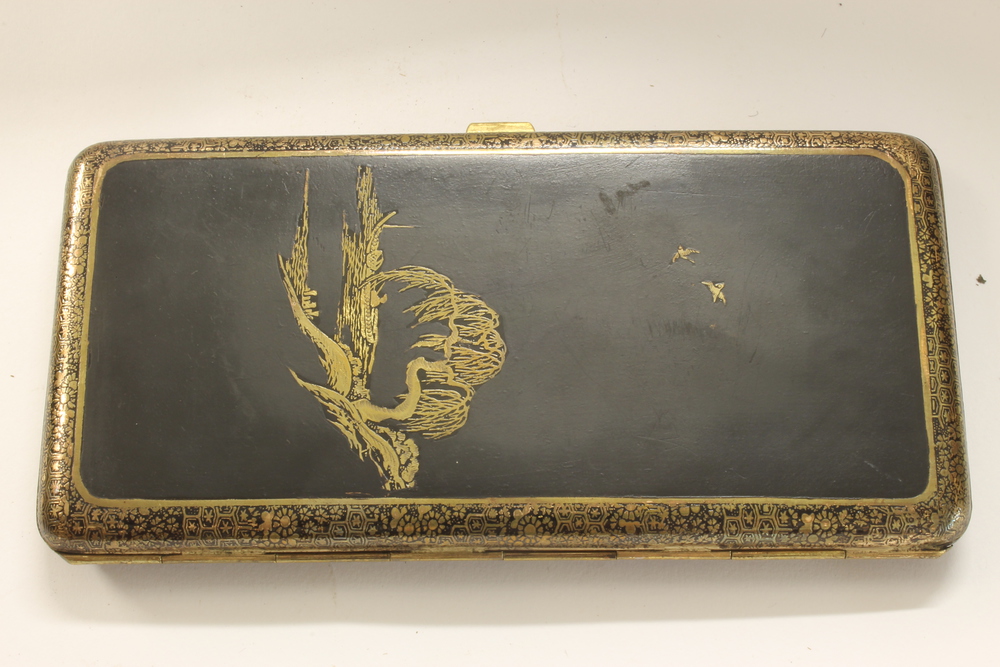 2 Japanese Komai Ware rounded rectangular cigarette cases, 1 decorated with a view of Mount Fuji 6 - Image 7 of 7