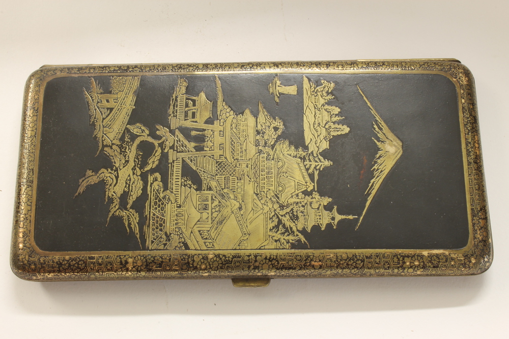 2 Japanese Komai Ware rounded rectangular cigarette cases, 1 decorated with a view of Mount Fuji 6 - Image 5 of 7