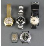 A gentleman's Ingersoll steel cased wristwatch on a leather strap and 4 others