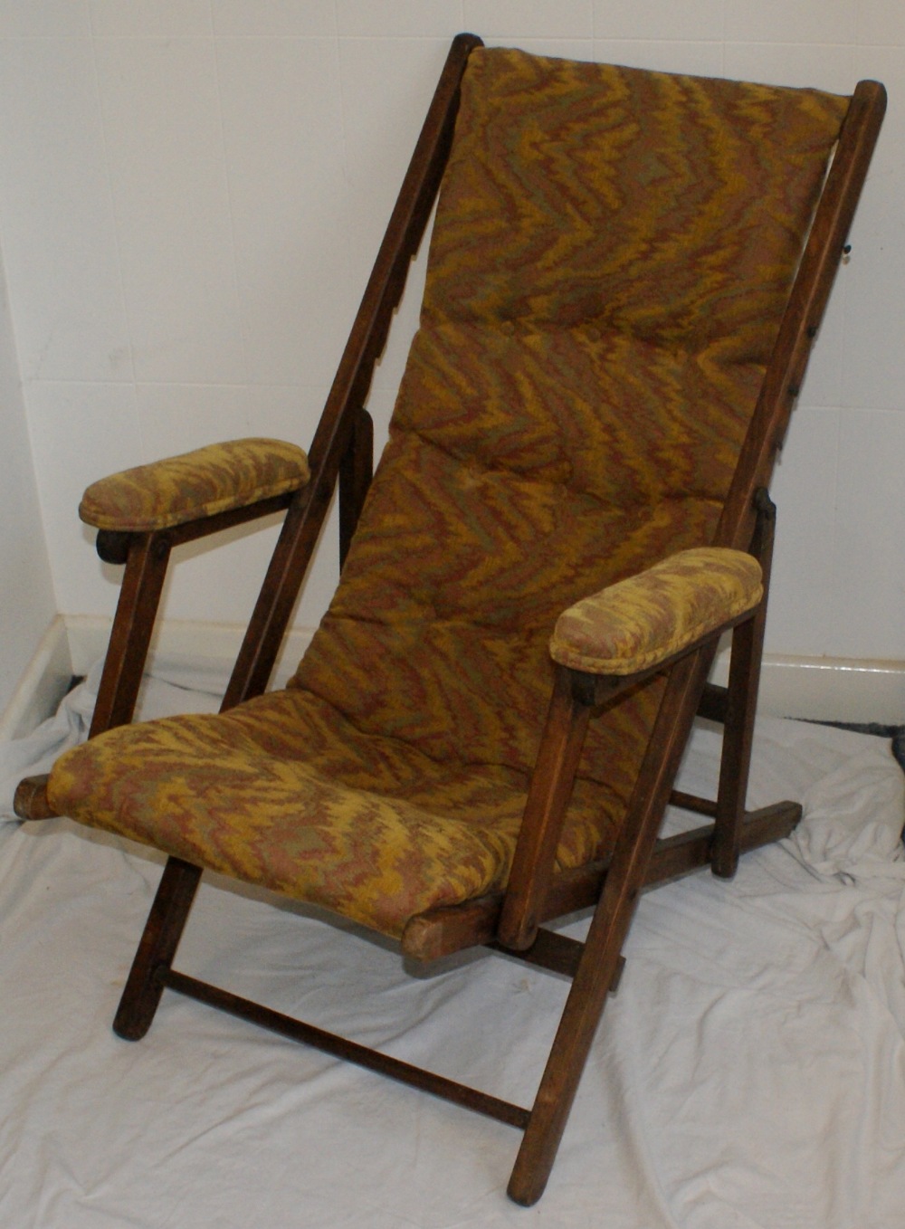 Upholstered 'steamer' deck chair, 1920's - 30's