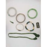 Assorted jewellery including jadeite / nephrite hardstone bangles, bracelets, necklace, pendants etc