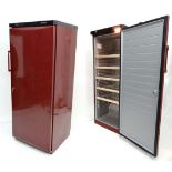 Red / burgundy Wine Cave / Cellar  : a superb Miele Electronic KWL 1630 S Wine fridge  / Upright