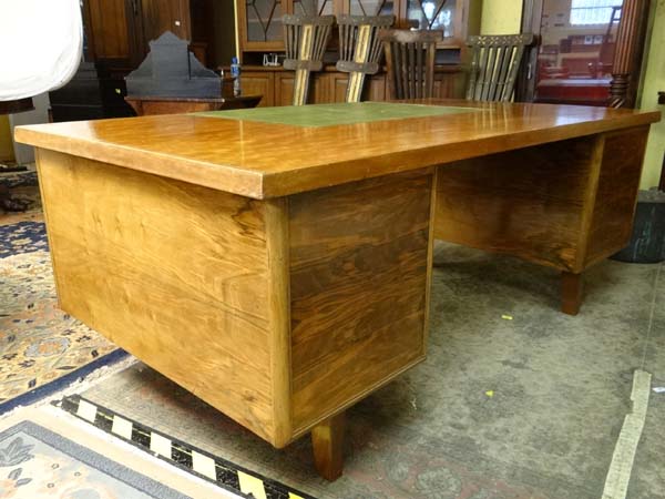 Vintage Retro : Waring and Gillows Table Pedestal Code no. FTA 192 of walnut and satin walnut 6' x - Image 24 of 29