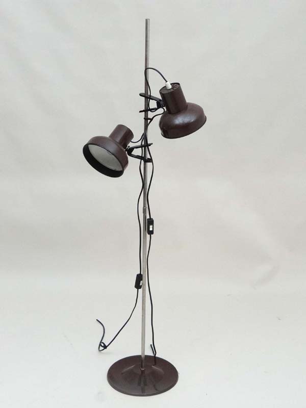 Vintage Retro :  A Finnish Lival ' Standard Lamp ' with 2 directional lights in a brown outer finish - Image 2 of 3