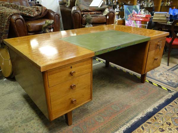 Vintage Retro : Waring and Gillows Table Pedestal Code no. FTA 192 of walnut and satin walnut 6' x - Image 25 of 29