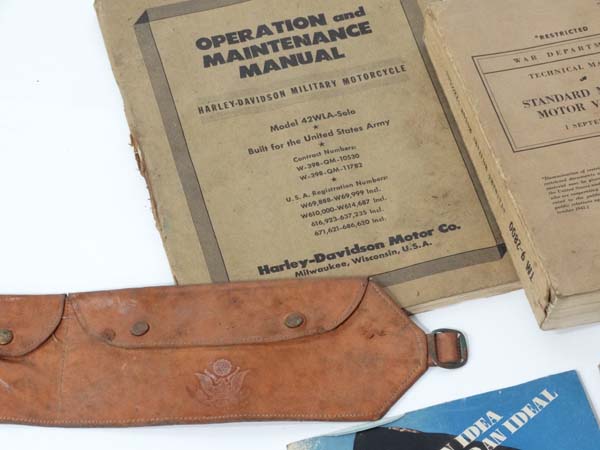 Militaria : A varied and unique collection of WWII British and American ephemera , comprising an - Image 12 of 22