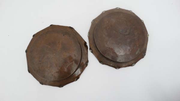 Arts and Crafts : A pair of circular wavy edged dishes with hammered decoration to centre marked ' - Image 4 of 11
