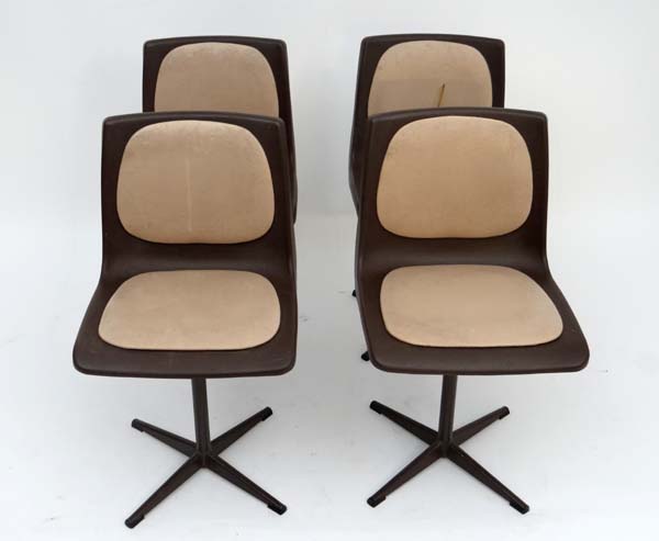 Vintage Retro : a set of 4 British Steelux London 11-16 GLC size D designed pedestal chairs with