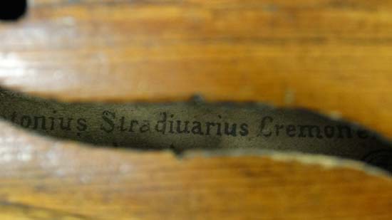 Musical Instruments : A 3/4 size student's violin , bears label within ' Antonius Stadivarius - Image 4 of 4