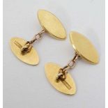 18ct gold cufflinks  (8g) CONDITION: Please Note -  we do not make reference to the condition of