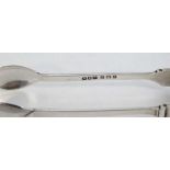 Art Deco silver small sugar tongs. Hallmarked Birmingham 1929 maker WEW 3 1/4" long. (14g)