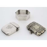 A Victorian silver vesta hallmarked Birmingham 1899 together with a silver plate vesta case and