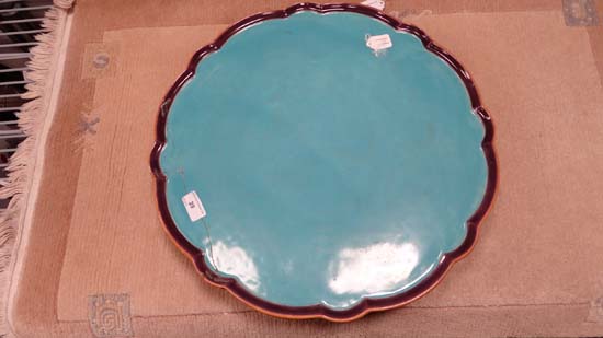 A large late 19thC Mintons majolica tazza. Impressed factory marks to base. The turquoise dish - Image 20 of 20