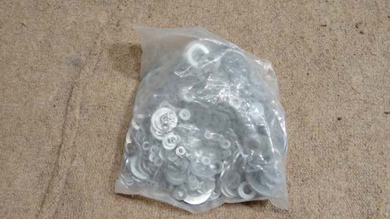 Large packet of assorted washers CONDITION: Please Note -  we do not make reference to the condition