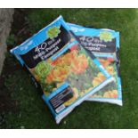 Gardening : 2 x bags of compost